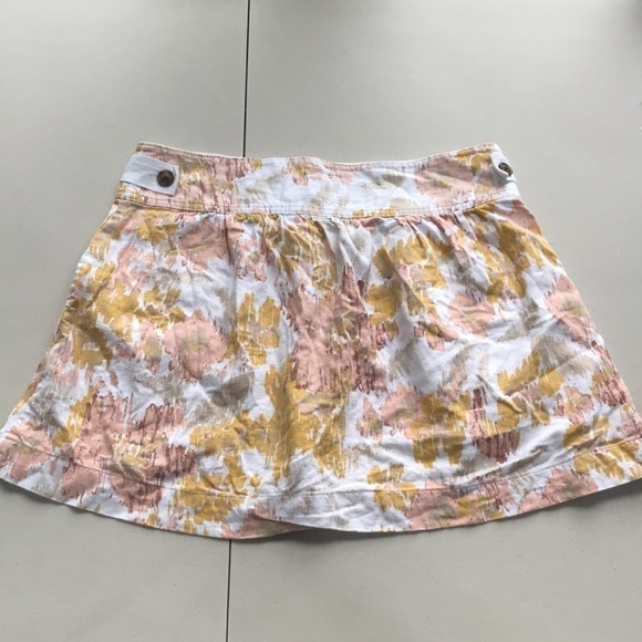 OLD Navy linen blend watercolour floral mini skirt pockets size 2 - Picture 3 of 8